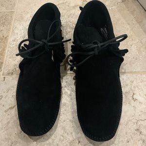 Minnetonka soft sole moccasins size 13